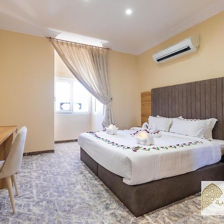 ลาเวนท์ พาร์ค โฮเทล สวีท Hotel เจดดาห์ ภายนอก รูปภาพ